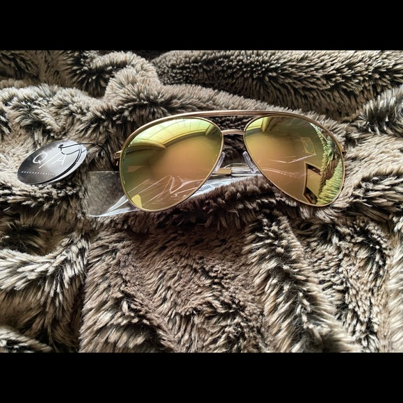 SOLD - Picture 5 of 7